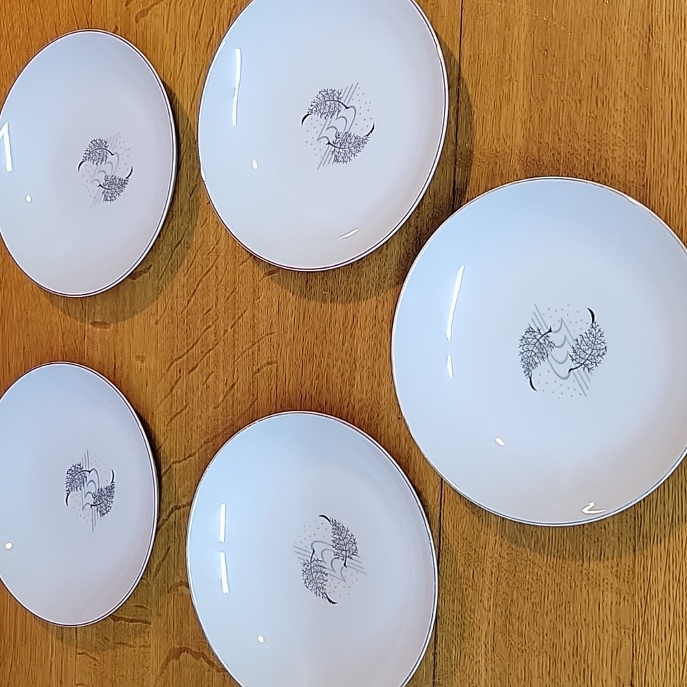 Trend China Bowls Fern Design Made In Japan White With Silver Rim Set Of 5